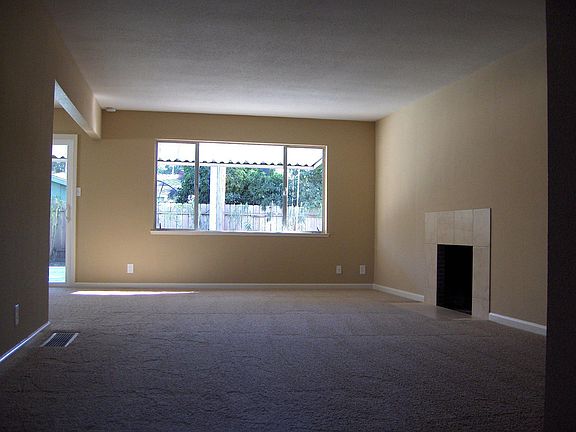 2nd image of 548 Tuolumne Pl