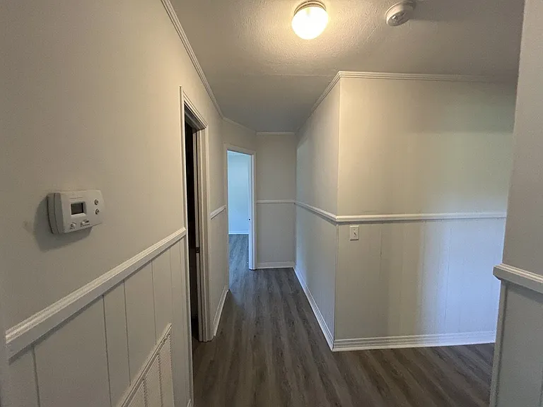 660 Fairground St — Photo 14