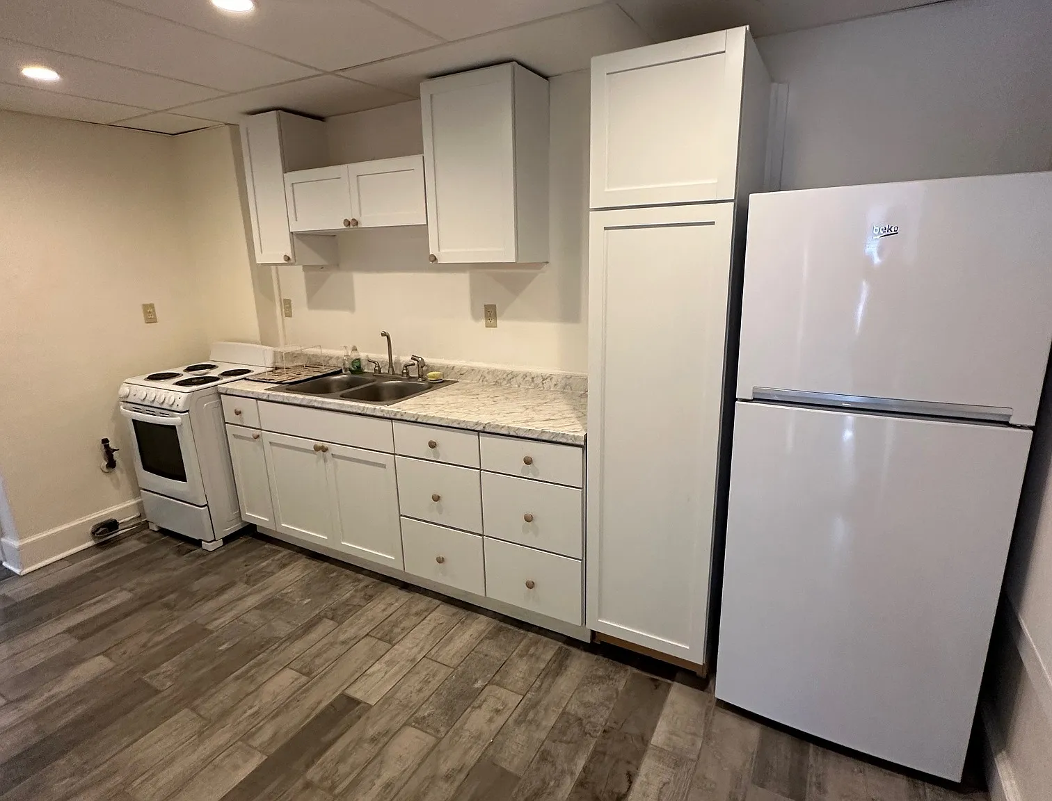 49 Park Avenue — Photo 1