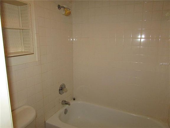 3rd image of 7326 Canal Blvd