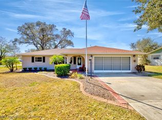 201 Greensview Dr, Avon Park, FL 33825