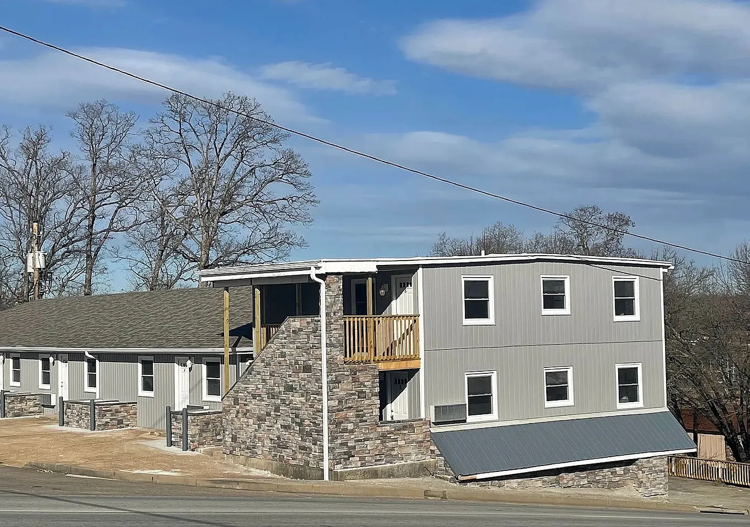 Main Street Apartments — Photo 1