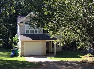 5832 Lawnmeadow Dr, Charlotte, NC 28216