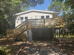 117 NE 5th St, Oak Island, NC 28465