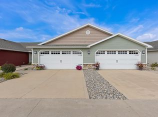 Redwood Perrysburg Woodmont Drive, Perrysburg, OH 43551