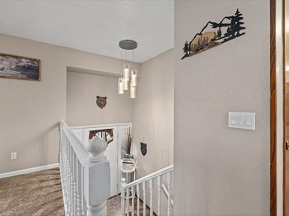 4th image of 1328 Beartooth Dr