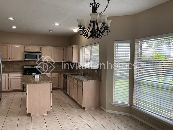4th image of 1023 Chesterwood Dr