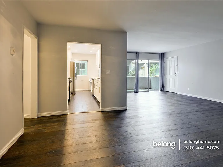 2223 S Bentley Ave #104 — Photo 8