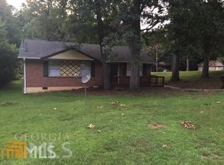 8225 Attleboro Dr, Jonesboro, GA 30238
