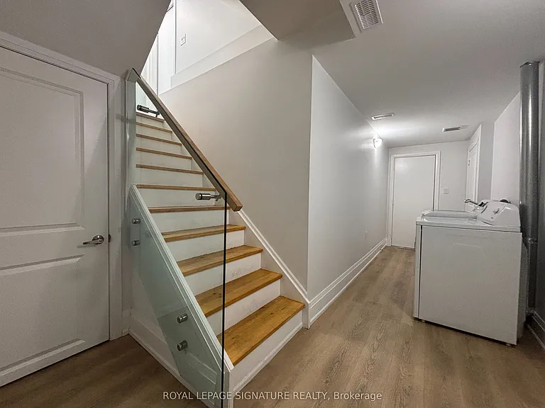 897 4th St #BASEMENT — Photo 15