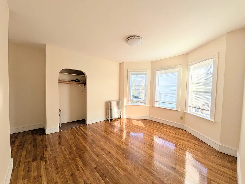 110 Murdock St #2
