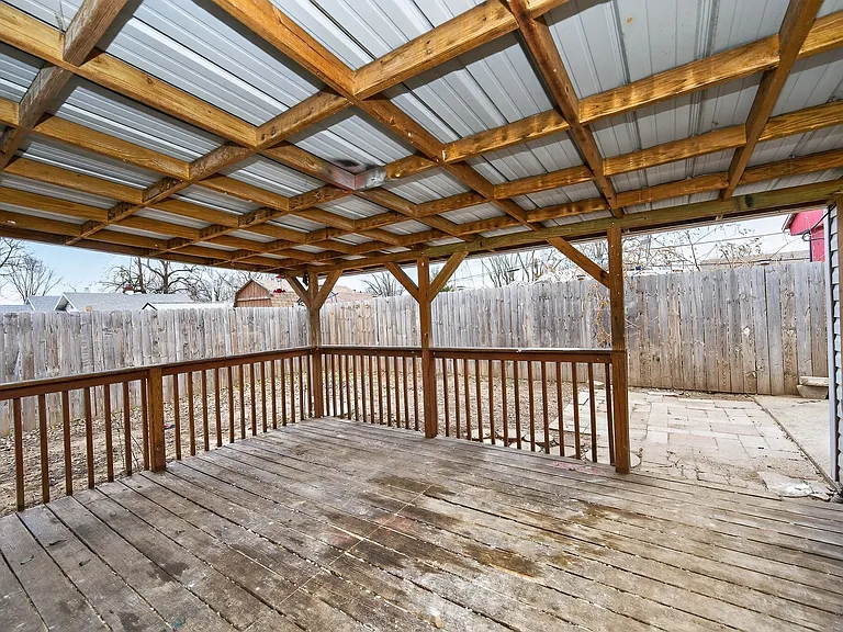 2804 Yankee Rd — Photo 35
