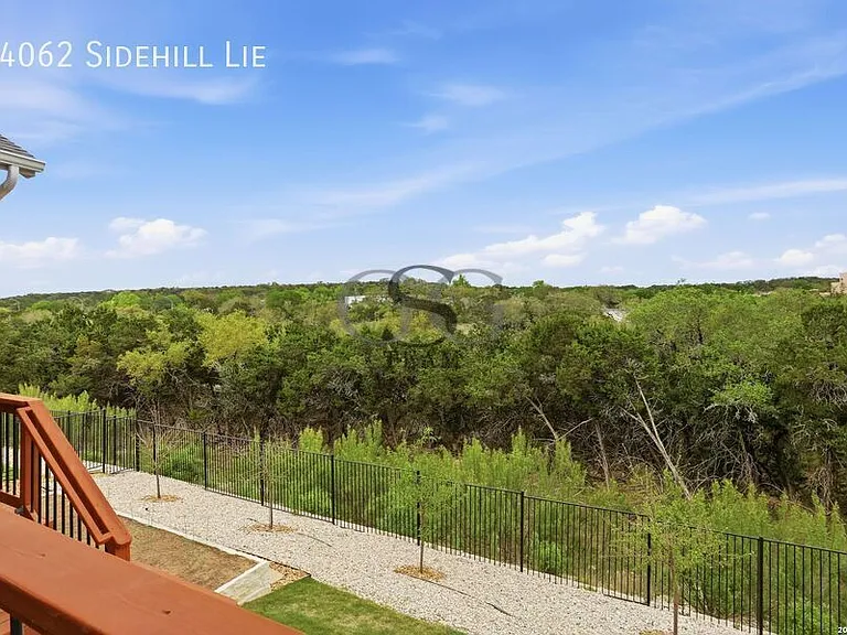24062 Sidehill Lie — Photo 32