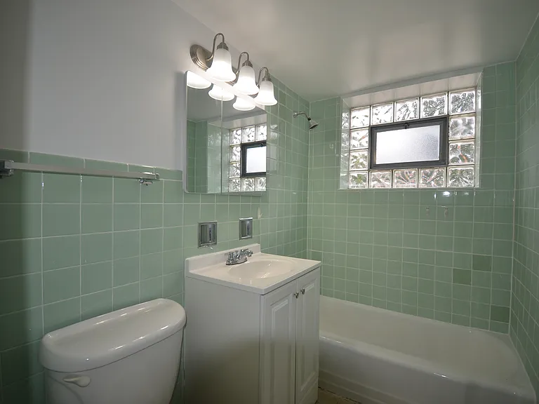 200 Higgins Rd #A3 — Photo 6