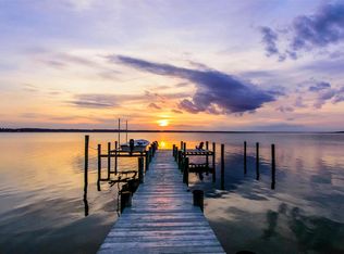 9435 River View Rd, Broomes Island, MD 20615