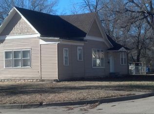 803 W Day St, Herington, KS 67449