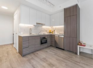 10626 City Pkwy #1510, Surrey, BC V3T 4C3