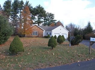 17 Rinaldo Ln, Saugerties, NY 12477