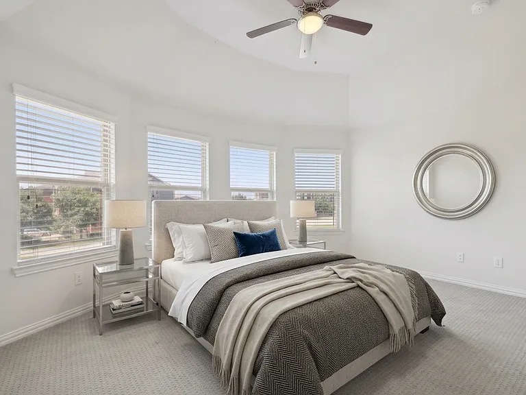5012 Engleswood Trl — Photo 23