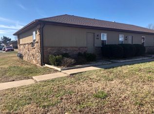 1827 N Deffer Dr, Nixa, MO 65714