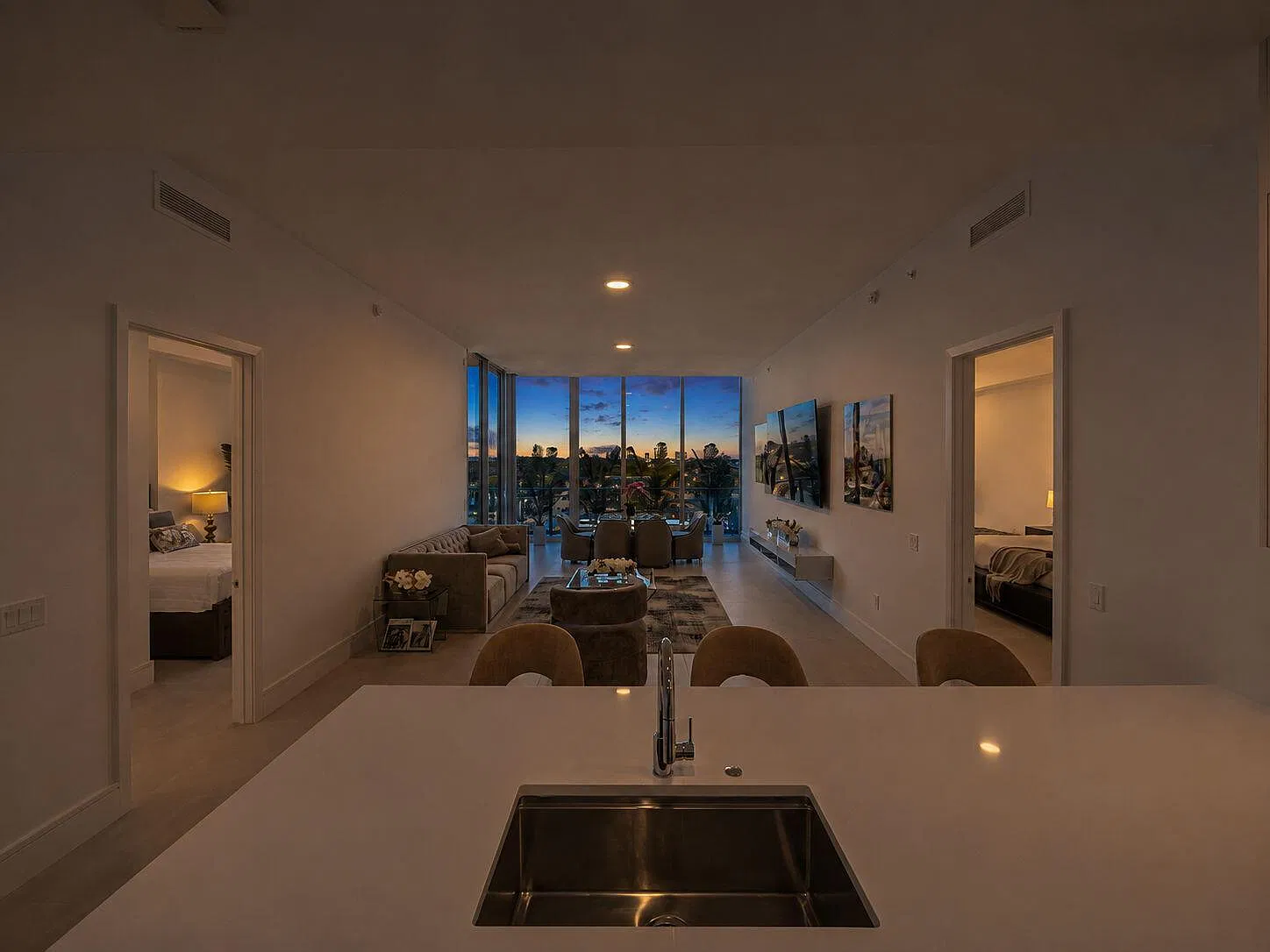 2 bed, 2.5 bath, 1862 sqft, $8,500 — Photo 4