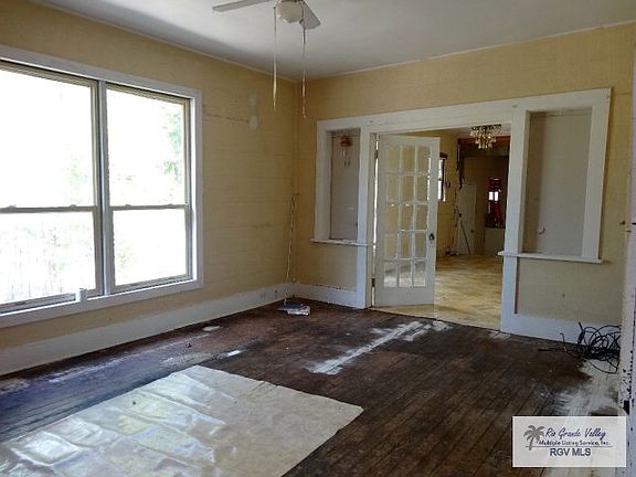 3rd image of 1539 Garfield St