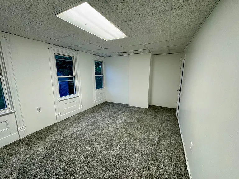 42 Climax St — Photo 29