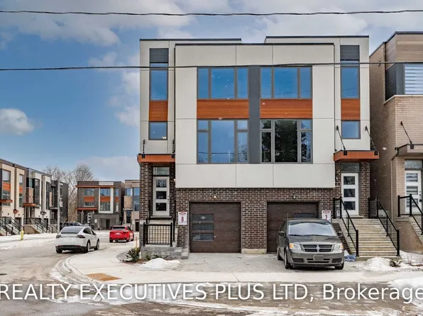 23 Blackstone St, Toronto, ON M6L 3B7