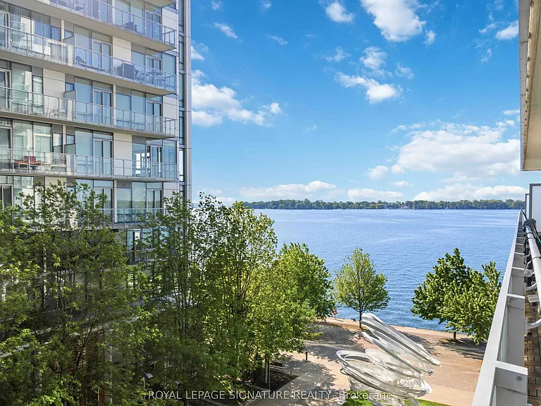 29 Queens Quay E #518 — Photo 20