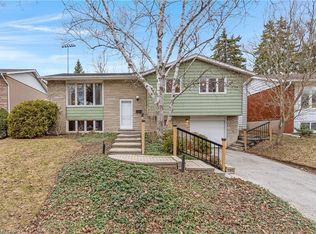 390 Tamarack Dr, Waterloo, ON N2L 4G6