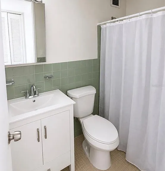 368 Cond Crystal — Photo 4