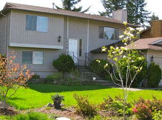 1238 N Highlands Pkwy, Tacoma, WA 98406