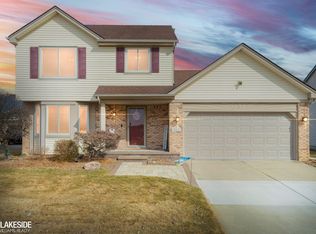 46450 Pat St, Chesterfield, MI 48051