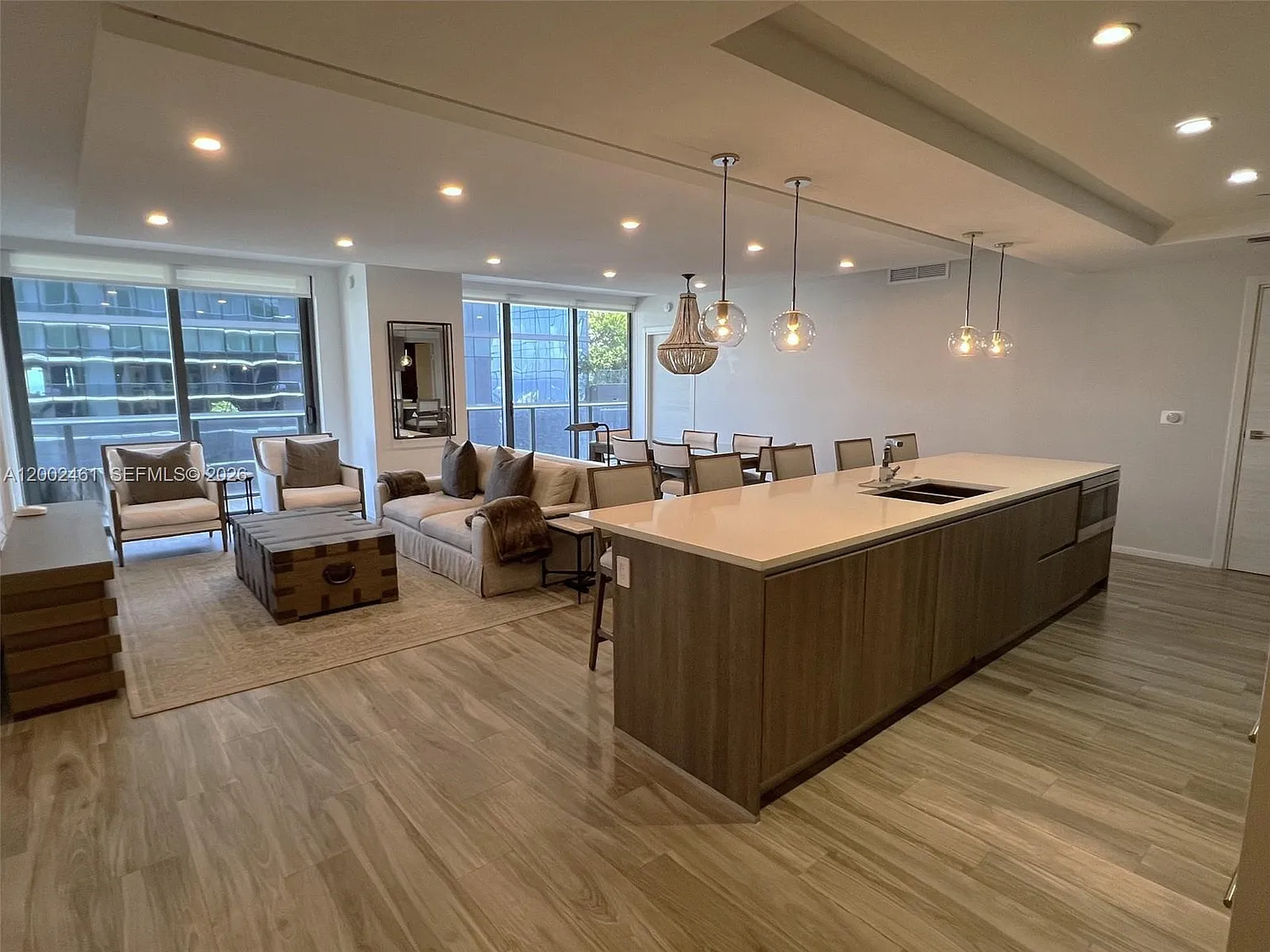 801 Sma Residences Condo — Photo 4