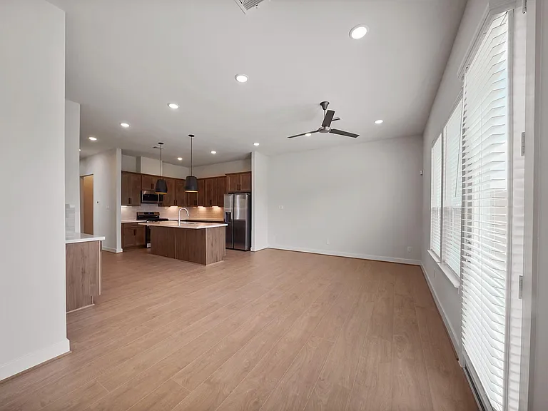 1518 Colonial Gorge Dr — Photo 12
