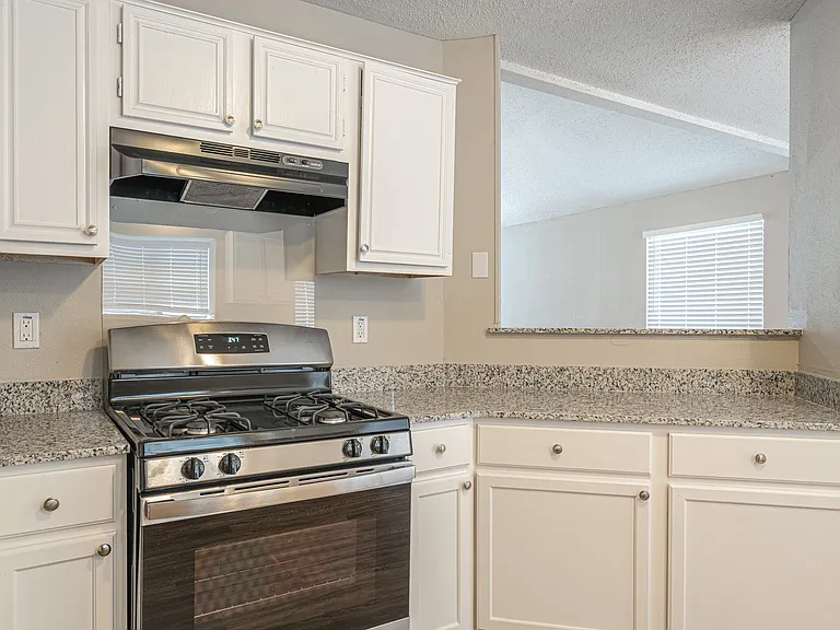 5223FawnLakeDrive-10_04032025