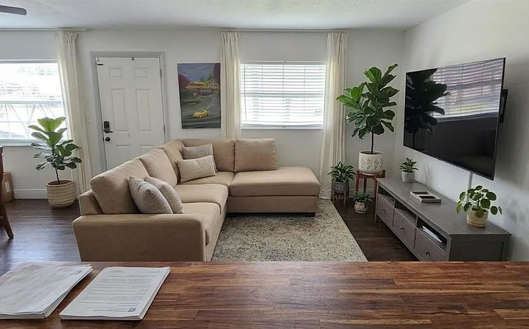 550 W Easy St — Photo 16