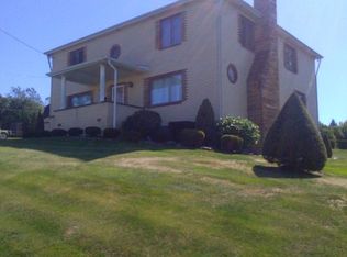 409 E Sycamore St, Mount pleasant, PA 15666