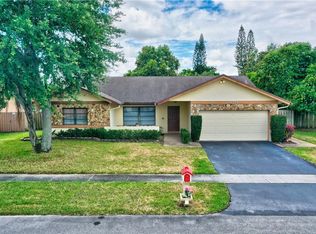 8221 NW 49th St, Fort Lauderdale, FL 33351