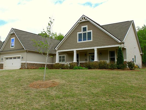 3rd image of 812 Ashland Falls Dr