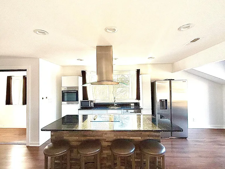 175 Golfview Dr #1 — Photo 33