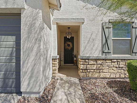 4th image of 4548 W SWEETBUSH Way