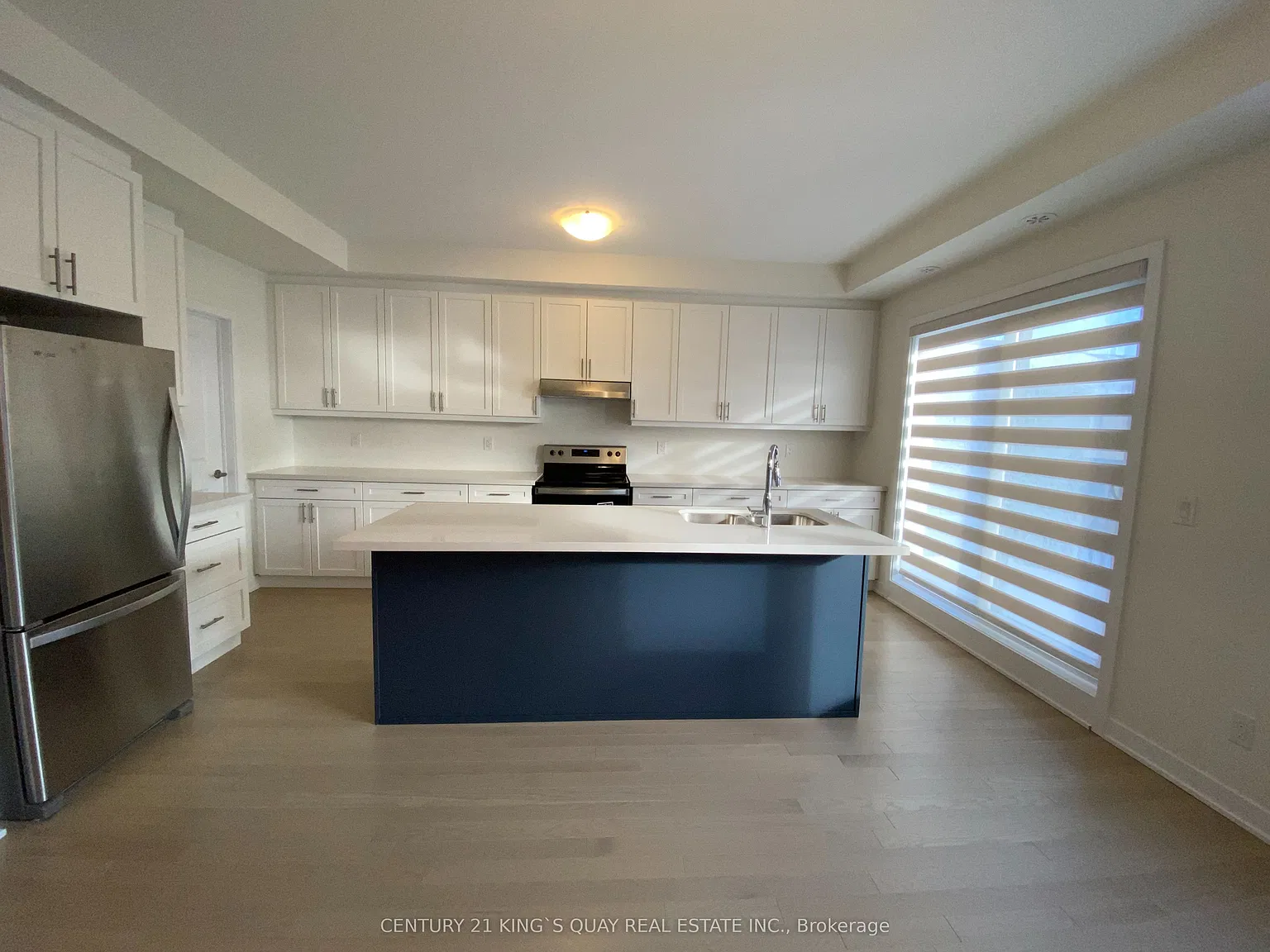 4 bed, $3,650 — Photo 4