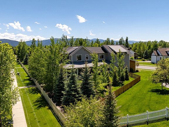 2nd image of 342 Mathew Bird Cir