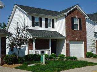 6938 Arbor Creek Dr, Louisville, KY 40228
