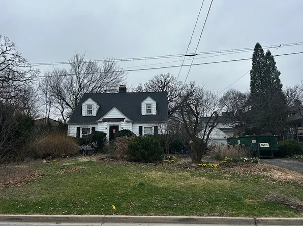 531 Maple St, Glen Ellyn, IL 60137