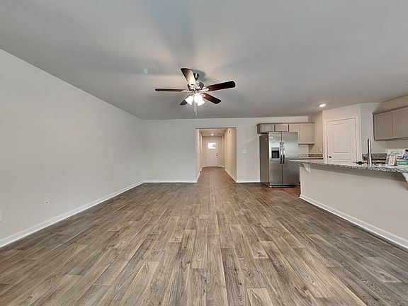 5th image of 310 Flushing Bay Ct