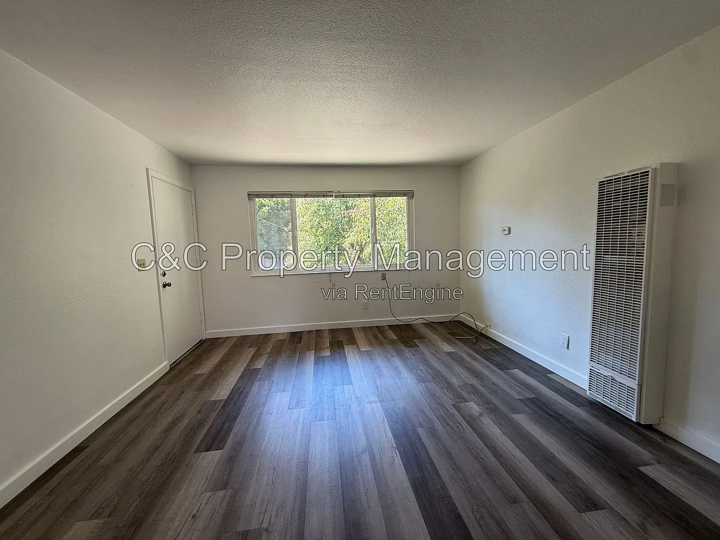 3 bed, 1.0 bath, $3,695 — Photo 3