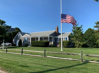 92 Surfside Rd, West Dennis, MA 02670