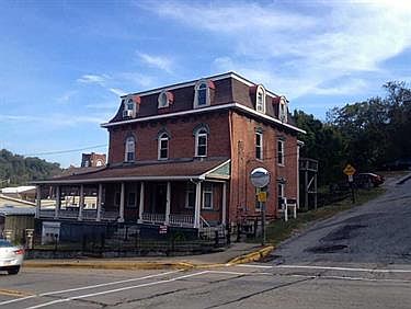 2nd image of 303 E Main St